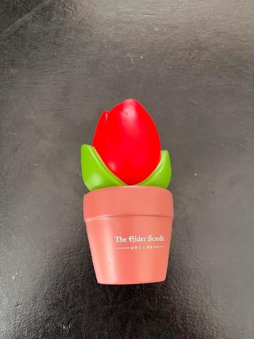 The Elder Scrolls Stressbal – Tulp in Bloempot (Nieuw), Spelcomputers en Games, Games | Overige, Nieuw, Role Playing Game (Rpg)