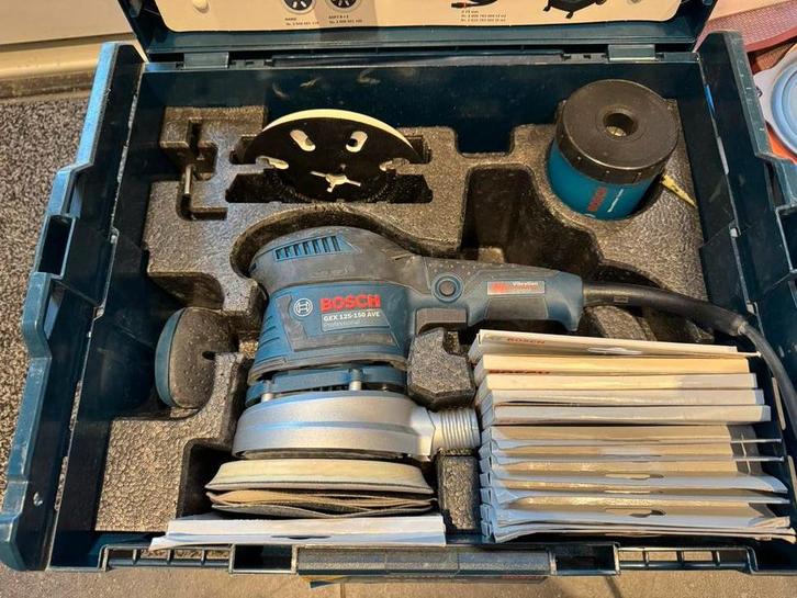 Bosch GEX 125-150AVE Excenterschuurmachine veel accesoires +, Doe-het-zelf en Verbouw, Gereedschap | Schuurmachines, Gebruikt