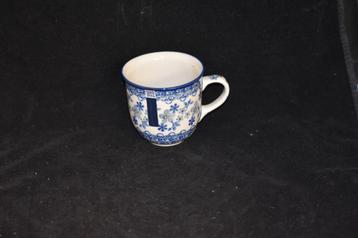 Mok Harmony Bunzlau Castle servies beschikbaar voor biedingen