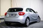 Mercedes-Benz A-Klasse 180 AUTOMAAT NAVI BT LEER STOELVW PDC, Gebruikt, 4 cilinders, Leder en Stof, 122 pk