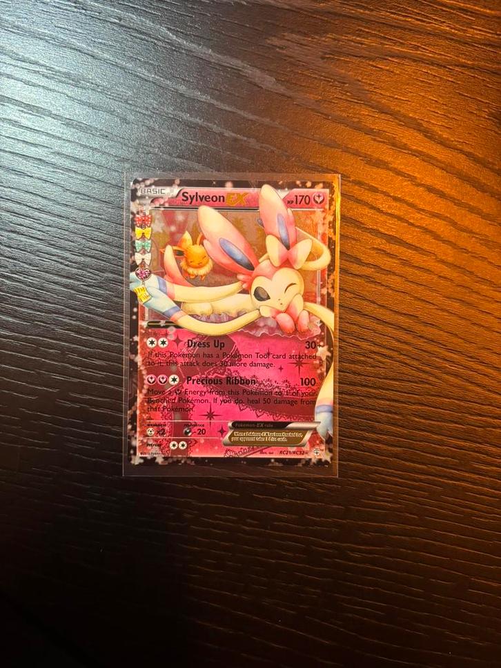 Sylveon Ex RC21/RC32, Hobby en Vrije tijd, Verzamelkaartspellen | Pokémon, Zo goed als nieuw, Losse kaart, Ophalen of Verzenden