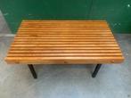 Salontafel / lattenbank vintage hout metalen poten tafel, Ophalen, Gebruikt, Onbekend, Onbekend