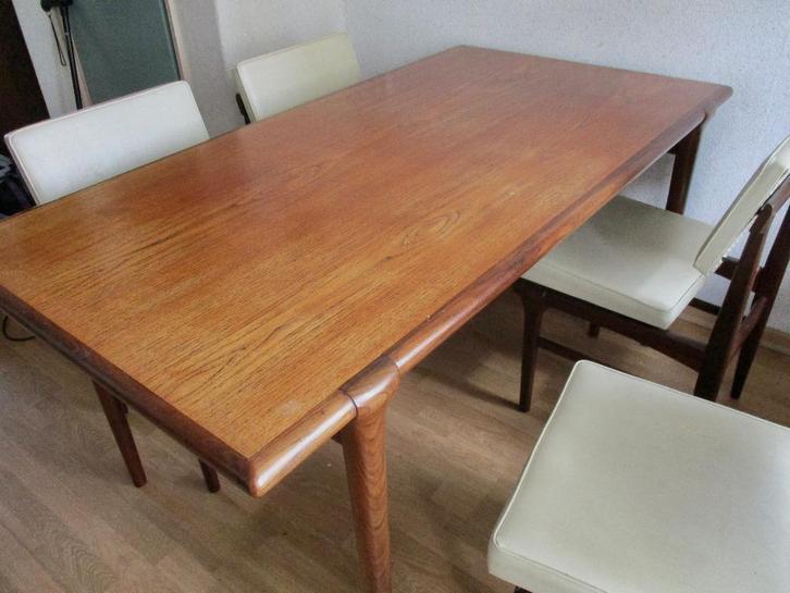 Eettafel teak uitschuifbaar vintage, Huis en Inrichting, Tafels | Eettafels, Gebruikt, 50 tot 100 cm, 150 tot 200 cm, Rechthoekig