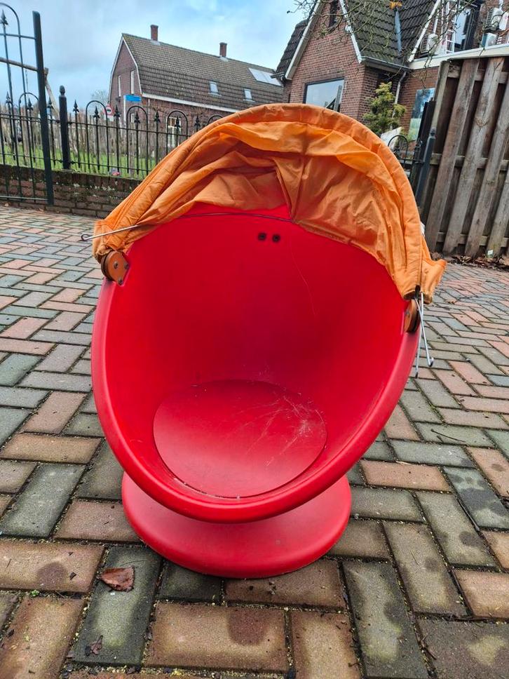 Retro rode draaistoel met kap, Huis en Inrichting, Stoelen, Ophalen