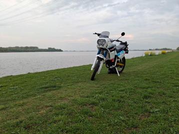 Zeldzame Aprilia Tuareg ET50 Met kenteken beschikbaar voor biedingen