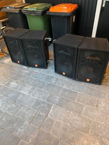 JBL JRX-115 luidsprekers beschikbaar voor biedingen