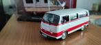 Volkswagen T2 Kombi rood/wit 1:43, Hobby en Vrije tijd, Modelauto's | 1:43, Overige merken, Ophalen of Verzenden, Zo goed als nieuw