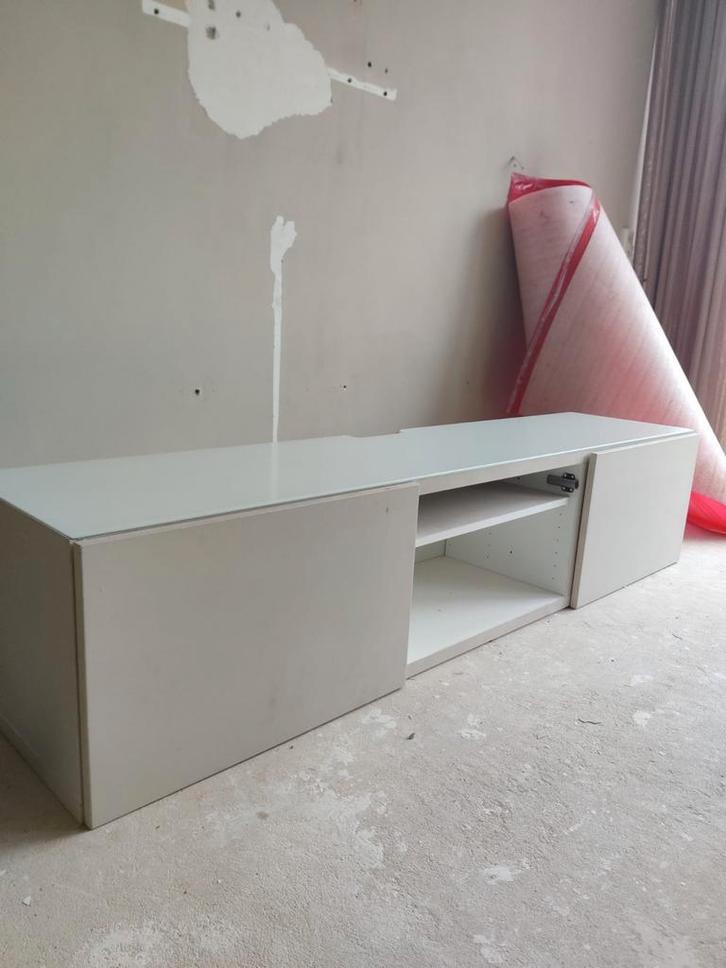 Besta TV meubel, Huis en Inrichting, Kasten | Televisiemeubels, Gebruikt, Minder dan 100 cm, 150 tot 200 cm, 25 tot 50 cm, Ophalen