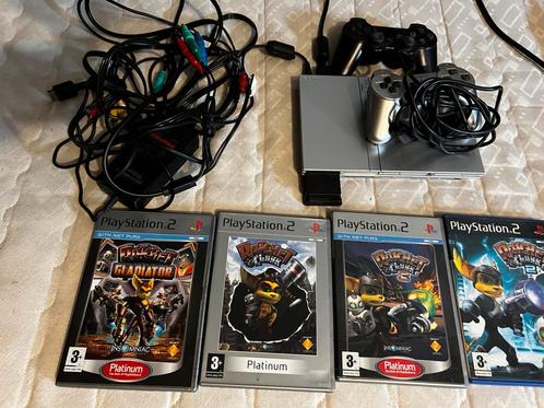 PlayStation 2 Slim (Silver) + 2 Controllers + Games, Spelcomputers en Games, Spelcomputers | Sony PlayStation 2, Gebruikt, Slim