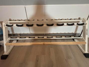 First class dumbel rek beschikbaar voor biedingen