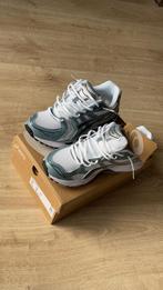 Asics Sneakers - Maat 44-43 - Nieuw!, Kleding | Heren, Schoenen, Ophalen of Verzenden, Nieuw, Wit, Sneakers of Gympen
