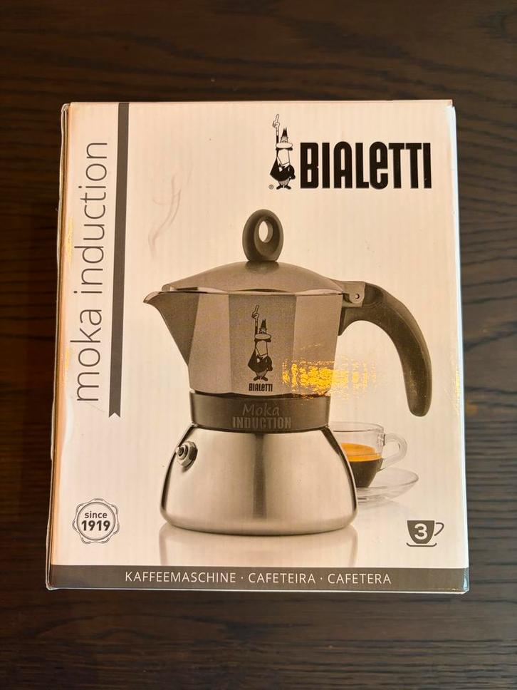 Bialetti Moka Inductie Percolator, Huis en Inrichting, Keuken | Keukenbenodigdheden, Zo goed als nieuw, Ophalen
