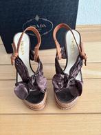 Prada sandalen, Zo goed als nieuw, Bruin, Prada, Sandalen of Muiltjes