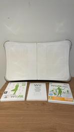 Wii fit en wii fit plus met handleiding en balance board, Spelcomputers en Games, 1 speler, Eén computer, Ophalen of Verzenden