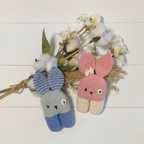 Rammelaar Konijn (Kraamcadeau), Kinderen en Baby's, Speelgoed | Babyspeelgoed, Nieuw, Rammelaar, Met geluid, Ophalen of Verzenden
