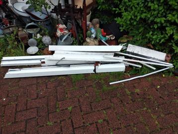 Brandhout gratis af te halen beschikbaar voor biedingen