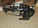 Adler 30-1 Naaimachine met onderstel leather sewing machine, Ophalen