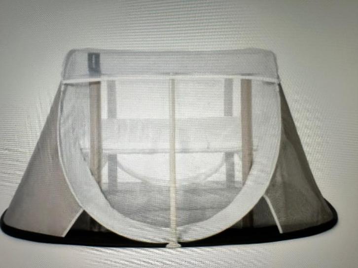 Pop. Play. Sleep aeromoov travel bed/ box, Kinderen en Baby's, Kinderkamer | Bedden, Zo goed als nieuw, Minder dan 140 cm, Minder dan 70 cm