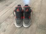 Nike air Jordan 4 infrared red, Ophalen of Verzenden, Gebruikt, Schoenen