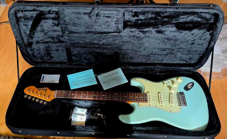 Blade Texas Standard Pro - ZGAN + Softcase, Muziek en Instrumenten, Snaarinstrumenten | Gitaren | Elektrisch, Zo goed als nieuw