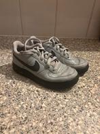 Nike airforce one grijs zwart maat 35, Kinderen en Baby's, Kinderkleding | Schoenen en Sokken, Gebruikt, Jongen of Meisje, Schoenen