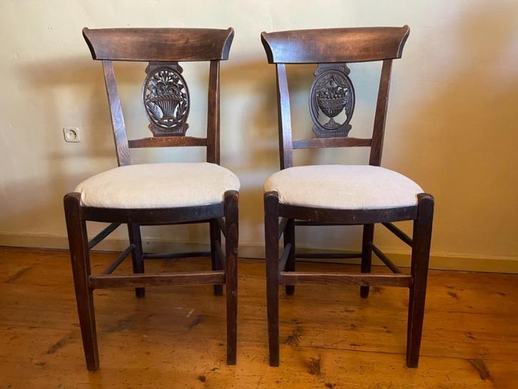 stoel stoelen handgesneden rug periode 1850 Frans, Antiek en Kunst, Antiek | Meubels | Stoelen en Banken, Ophalen