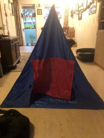 Tipi tent beschikbaar voor biedingen