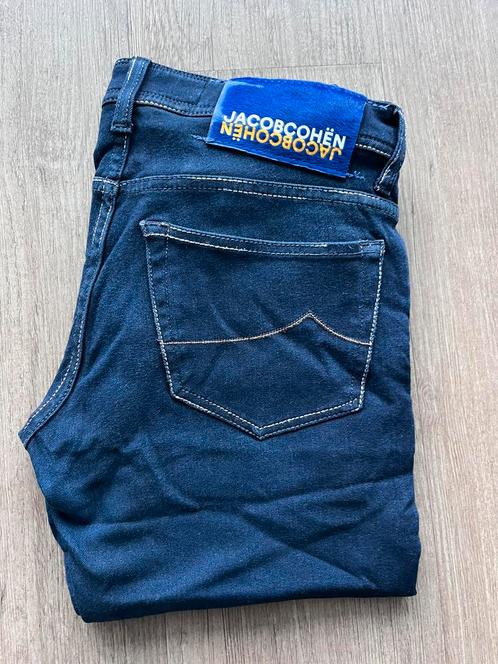 Jacob Cohen jeans size 29 type J688 comfort, Kleding | Heren, Spijkerbroeken en Jeans, Zo goed als nieuw, W32 (confectie 46) of kleiner