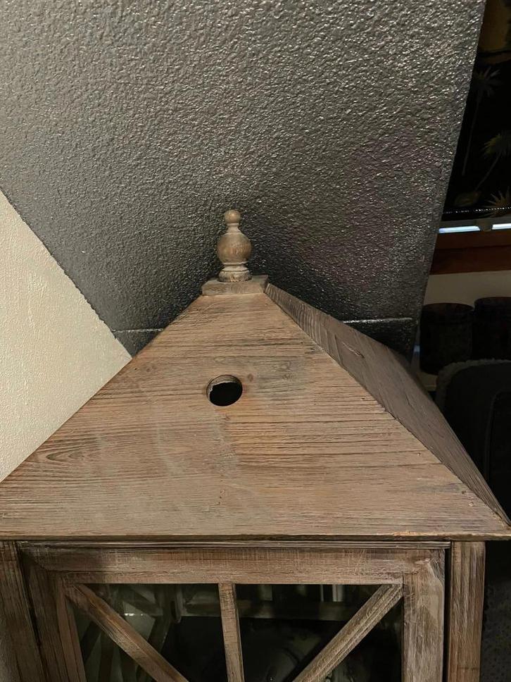 2 mooie vitrinekasten van hout, Huis en Inrichting, Kasten | Vitrinekasten, Zo goed als nieuw, 100 tot 150 cm, Minder dan 50 cm