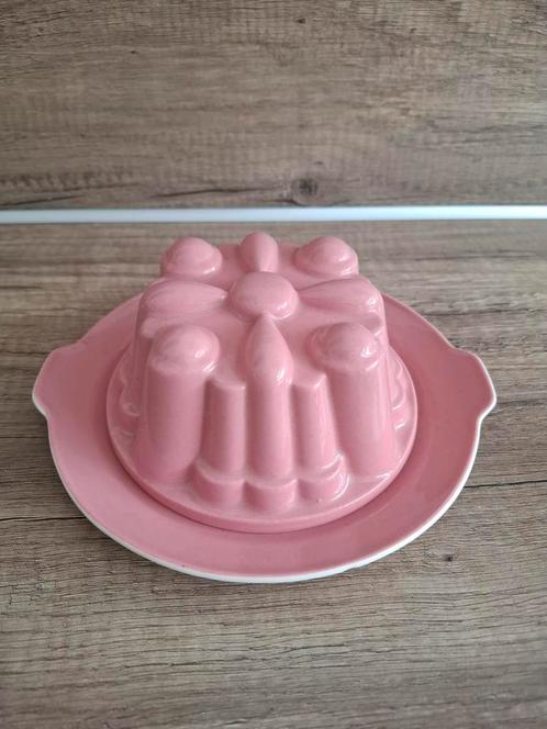 Roze puddingvorm met onderbord Petrus Regout Maastricht, Antiek en Kunst, Antiek | Servies los, Ophalen of Verzenden