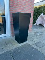 2 Grote stenen bloempotten - 90cm hoog, Steen, Gebruikt, 40 cm of meer, Vierkant