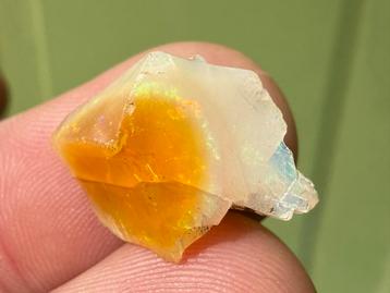 Welo Opaal uit Etyopië mineralen beschikbaar voor biedingen