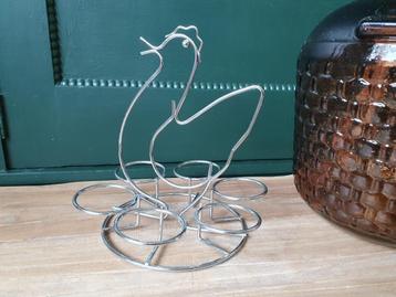 Brocante eierenhouder kip beschikbaar voor biedingen