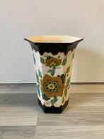 Vaas-6-hoeks – Decor Modica – model 106 Zuid-Holland Gouda, Antiek en Kunst, Ophalen