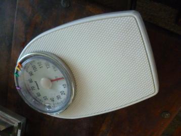 Personen weegschaal Rome-5 GEEN elektronica grote cijfers  beschikbaar voor biedingen