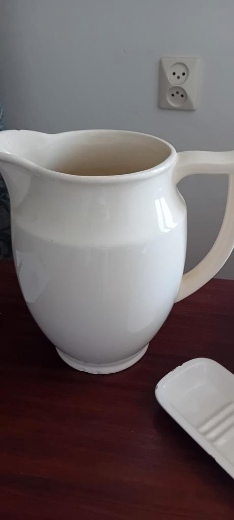 Ouderwets wastafelstel - kan, kom en zeepbakjes, Antiek en Kunst, Antiek | Keramiek en Aardewerk, Ophalen of Verzenden