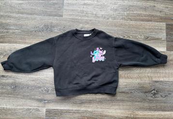 Stitch trui maat 130 beschikbaar voor biedingen