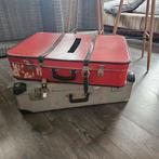 Enveloppen doos bruiloft, oude koffers. Bruiloft decoratie., Ophalen