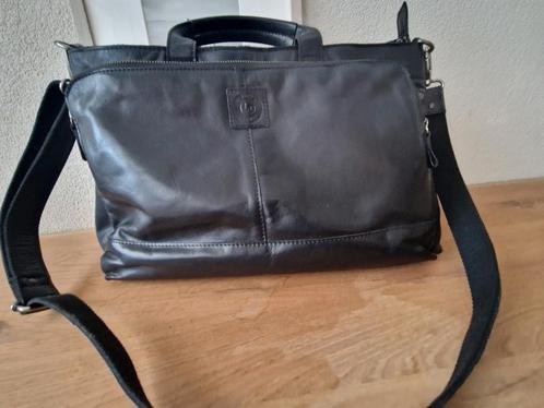 "leather design' laptop zwart, Computers en Software, Laptoptassen, Zo goed als nieuw, Trolleytas, Ophalen of Verzenden