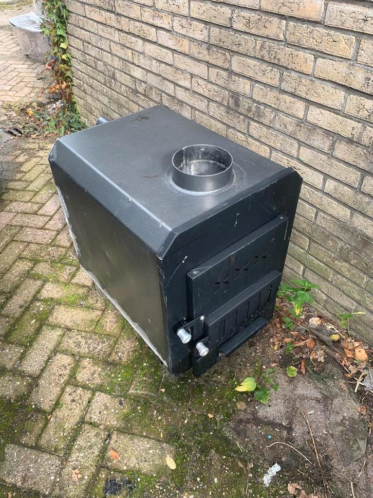 Houtkachel - extern /  zwembad of hottub / LEKKAGE, Tuin en Terras, Zwembad-toebehoren, Zo goed als nieuw, Ophalen