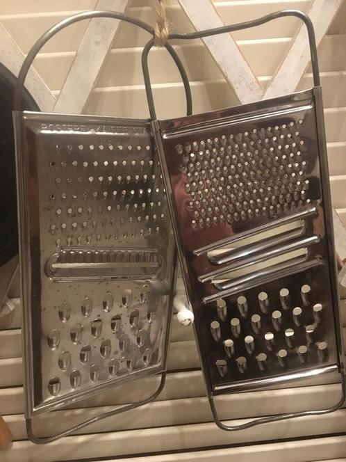 Vintage schaaf en rasp, Antiek en Kunst, Antiek | Keukenbenodigdheden, Ophalen of Verzenden