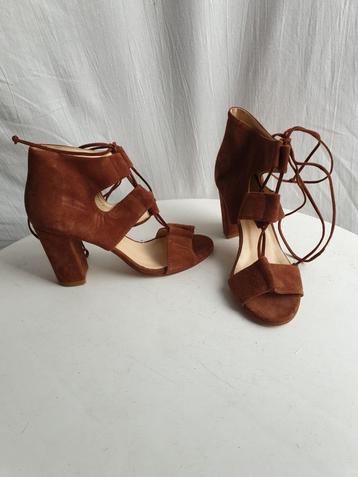 Gave bruine leren sandalen met hak. Mt 40. Merk Bagatt beschikbaar voor biedingen