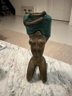 Bronzen beeld van vrouw die zich uitkleedt, Ophalen of Verzenden
