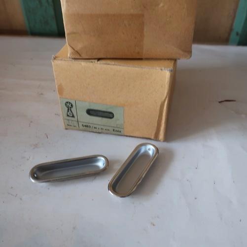 Greep komgreep vintage retro metaal 66 x 22 mm nieuw, Verzamelen, Retro, Huis en Inrichting, Ophalen of Verzenden