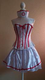 Zuster Kostuum Wit/Rood - Incl. Haarband & Petticoat, Kleding | Dames, Carnavalskleding en Feestkleding, Carnaval, Nieuw, Ophalen of Verzenden