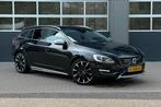 Volvo V60 D6 300pk Plug-in Hybrid 2013 Zwart, Auto's, 1849 kg, 1800 kg, Zwart, Particulier