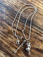 Zilveren ketting met majorette bedels, Sieraden, Tassen en Uiterlijk, Kettingen, Ophalen of Verzenden, Gebruikt, Zilver, Met hanger