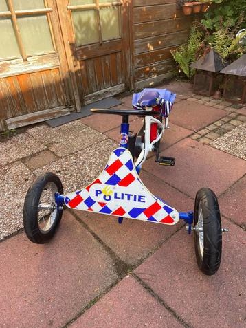 lilliput skelter Politie beschikbaar voor biedingen