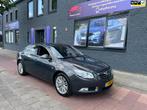 Opel Insignia 1.6 T Cosmo Leder nieuwe riem 180pk dealer ond, Voorwielaandrijving, Euro 5, 4 cilinders, Leder en Stof