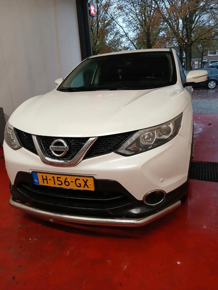 Nissan Qashqai 1.2 Dig-t 85KW 2WD 2014 Wit, Auto's, Nissan, Bedrijf, Qashqai, 4x4, Adaptive Cruise Control, Airbags, Airconditioning